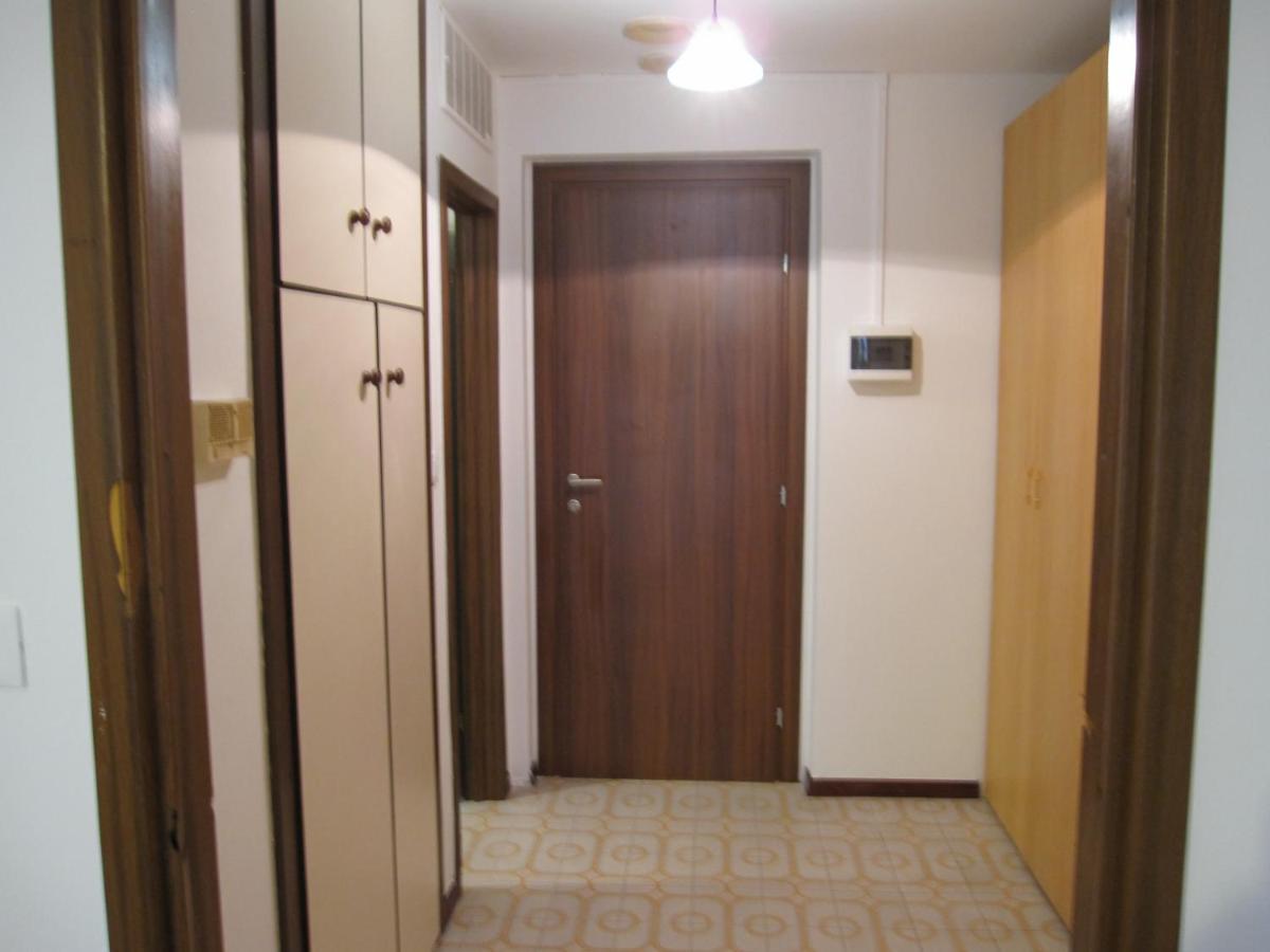 Argea Apartment *